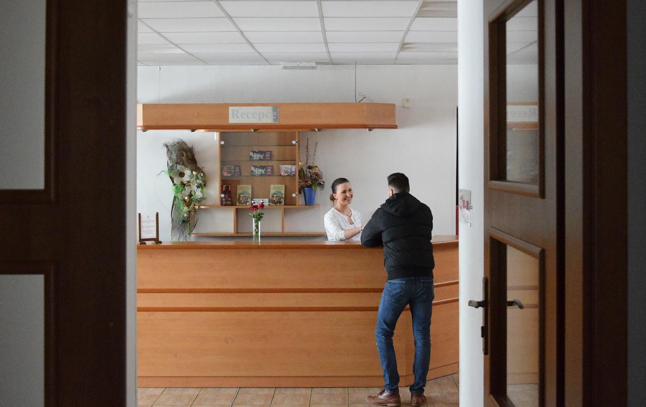 Hotel Jaskovska Krcma Horní Těrlicko Buitenkant foto